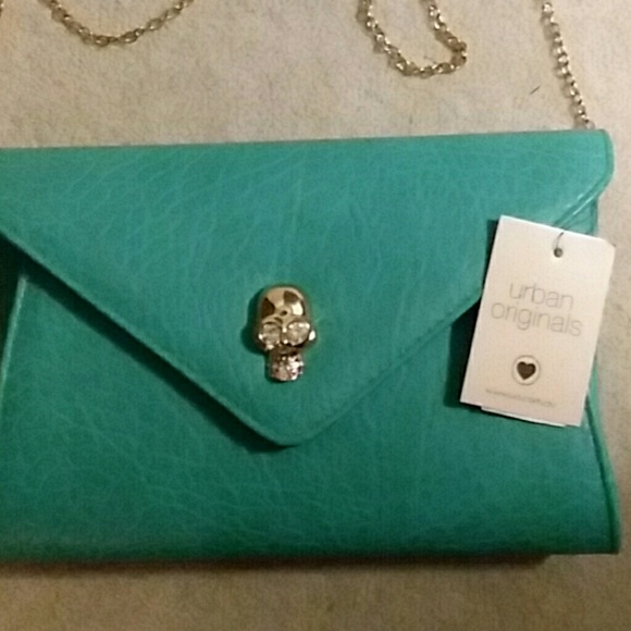 Urban Originals Vixon Crystal Skull Envelope Clutc - Picture 2 of 3